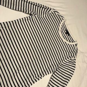 Banana Republic Long Sleeve Striped shirt
